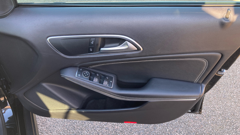 Mercedes-Benz GLA 180 Urban Edition 5dr Auto Petrol Hatchback